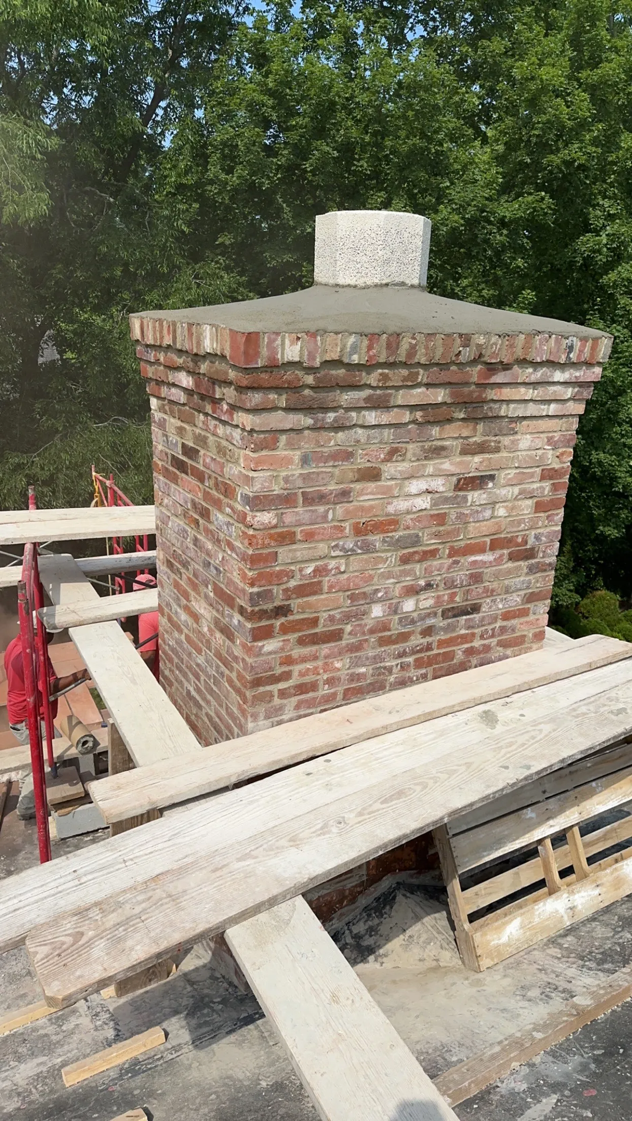 Brick chimney crown detail