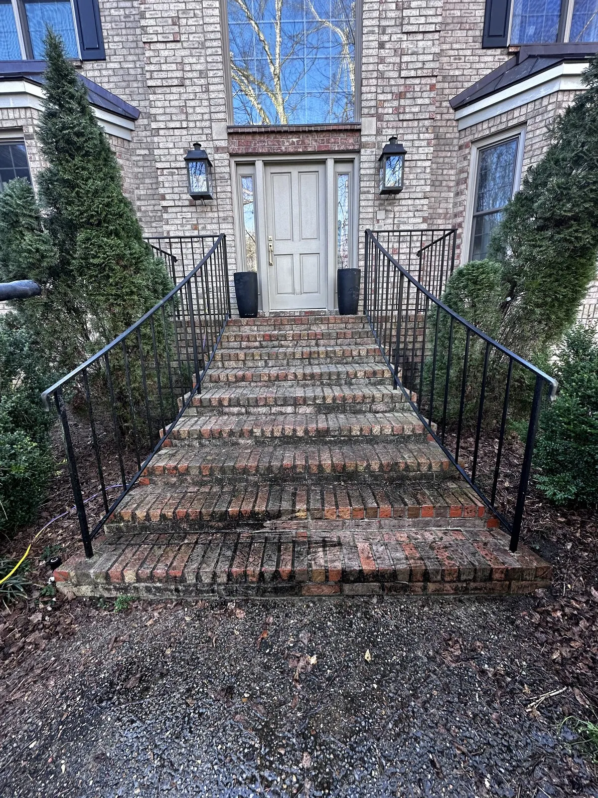 Brickwork before tuckpointing and repair